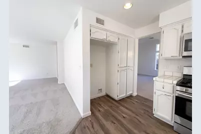 8520 Morning Skye Way, Antelope, CA 95843 - Photo 17