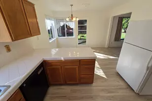 2100 Farnsworth Way, Rancho Cordova, CA 95670 - Photo 7