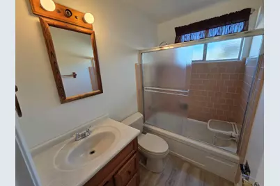 2100 Farnsworth Way, Rancho Cordova, CA 95670 - Photo 27