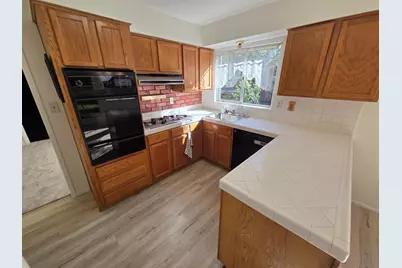 2100 Farnsworth Way, Rancho Cordova, CA 95670 - Photo 5