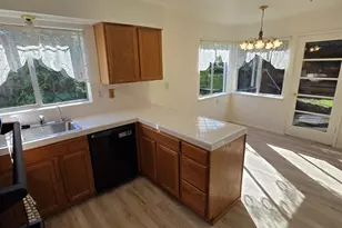 2100 Farnsworth Way, Rancho Cordova, CA 95670 - Photo 13