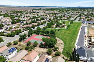 561 Greg Thatch Cir, Sacramento, CA 95835 - Photo 59