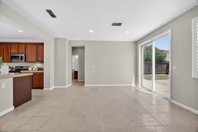 561 Greg Thatch Circle, Sacramento, CA 95835 - Photo 17
