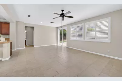 561 Greg Thatch Circle, Sacramento, CA 95835 - Photo 15