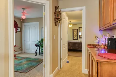 1712 Newhampton Way, Modesto, CA 95355 - Photo 37