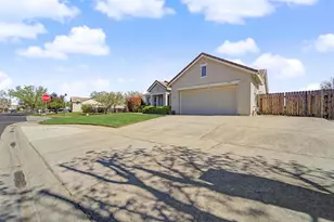 2361 Canyon Creek Trail, Plumas Lake, CA 95961 - Photo 37