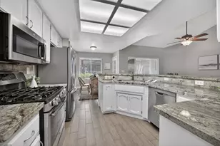 6406 Kilbeggan Way, Elk Grove, CA 95758 - Photo 17