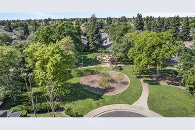 6406 Kilbeggan Way, Elk Grove, CA 95758 - Photo 39