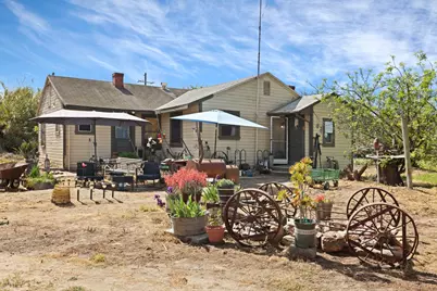21398 Oleander Avenue, Manteca, CA 95337 - Photo 1