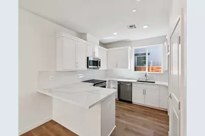 6441 Ventris Walk, Sacramento, CA 95823 - Photo 13