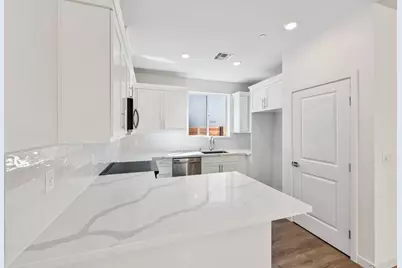 6441 Ventris Walk, Sacramento, CA 95823 - Photo 1