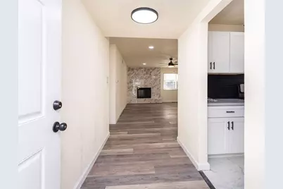 204 Edan Avenue, Stockton, CA 95207 - Photo 7