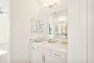 5162 E St, Sacramento, CA 95819 - Photo 33