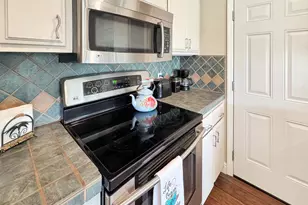 11803 Torrey Pines Dr, Auburn, CA 95602 - Photo 9