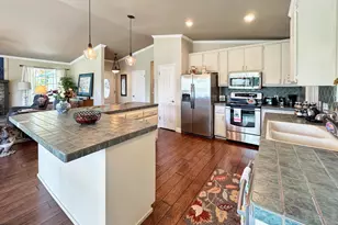 11803 Torrey Pines Dr, Auburn, CA 95602 - Photo 7