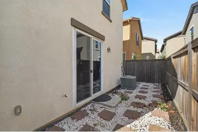 8195 Kramer Ranch Lane, Elk Grove, CA 95758 - Photo 39