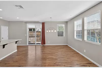 8195 Kramer Ranch Lane, Elk Grove, CA 95758 - Photo 17