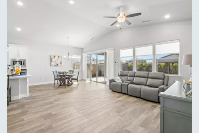 1734 N Park Avenue, Clovis, CA 93619 - Photo 41