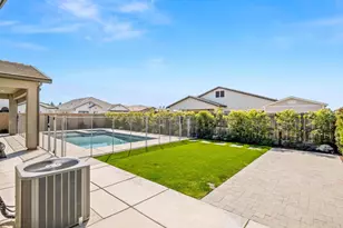 1734 N Pk Ave, Clovis, CA 93619 - Photo 57