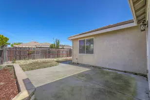 1839 Dawnelle Way, Sacramento, CA 95835 - Photo 5