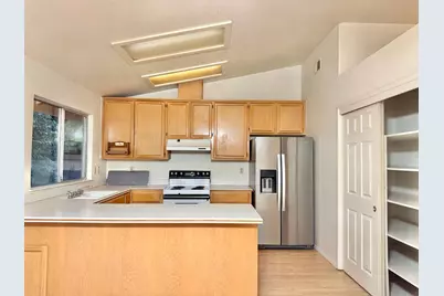 837 Fordham Drive, Woodland, CA 95695 - Photo 5