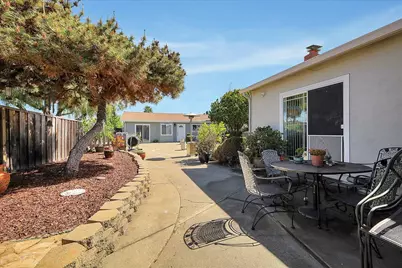 37052 Poplar Street, Newark, CA 94560 - Photo 31