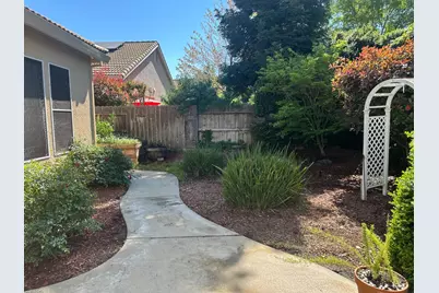 2064 Ranch Bluff Way, El Dorado Hills, CA 95762 - Photo 29
