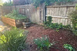 2064 Ranch Bluff Way, El Dorado Hills, CA 95762 - Photo 23