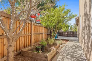 1402 Turnbridge Way, Plumas Lake, CA 95961 - Photo 35