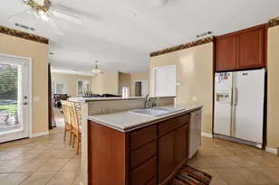 110 Aruba Cir, Sacramento, CA 95823 - Photo 17