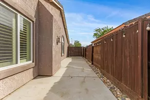 1029 Chenin Blanc St, Los Banos, CA 93635 - Photo 25