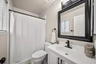 10981 Mira River Ct, Rancho Cordova, CA 95670 - Photo 9