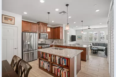 1041 Essington Lane, Roseville, CA 95747 - Photo 15