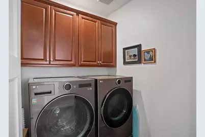 1041 Essington Lane, Roseville, CA 95747 - Photo 31