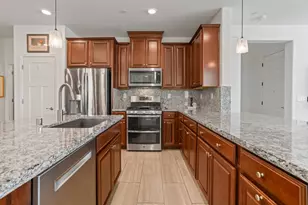 1041 Essington Ln, Roseville, CA 95747 - Photo 9