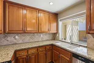 4825 Brittney Lee Ct, Sacramento, CA 95841 - Photo 11