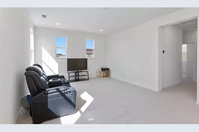 2051 Camden Street, Hollister, CA 95023 - Photo 15