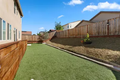 2051 Camden Street, Hollister, CA 95023 - Photo 25