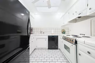 1077 Rivara Rd, Stockton, CA 95207 - Photo 15