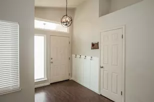 6511 Shasta Creek Way, Elk Grove, CA 95758 - Photo 13