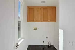 250 Fragrance St, Manteca, CA 95337 - Photo 17