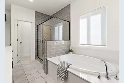 3329 Crocker Drive, Sacramento, CA 95818 - Photo 25