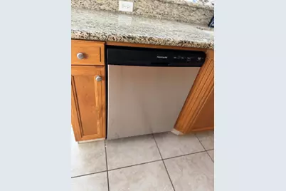 188 S Pacifico Street, Tracy, CA 95391 - Photo 11