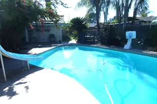 905 Charter Oaks Ct, Bakersfield, CA 93309 - Photo 19