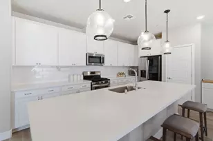 974 N Lyonia Dr, Galt, CA 95632 - Photo 27