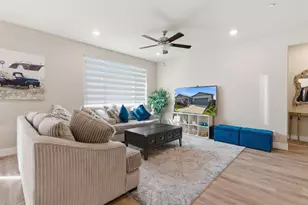 974 N Lyonia Dr, Galt, CA 95632 - Photo 19