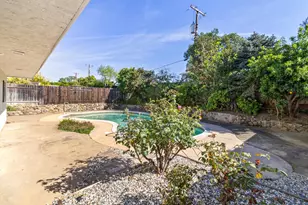 1027 Charleston Cir, Roseville, CA 95661 - Photo 43