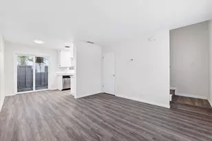 8264 Center Pkwy, Sacramento, CA 95823 - Photo 3