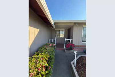 4580 26th Avenue, Sacramento, CA 95820 - Photo 3