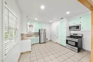 976 Acacia Ave, Sacramento, CA 95815 - Photo 11